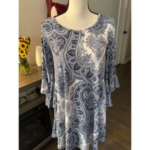 SJS women's small‎ dress blue long sleeve paisley